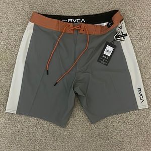 NEW RVCA swim Apex Trunk size 32